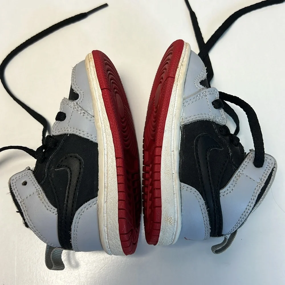 Nike air Jordan shoes‎